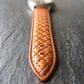 Bracelet en cuir cognac matelassé diamanté